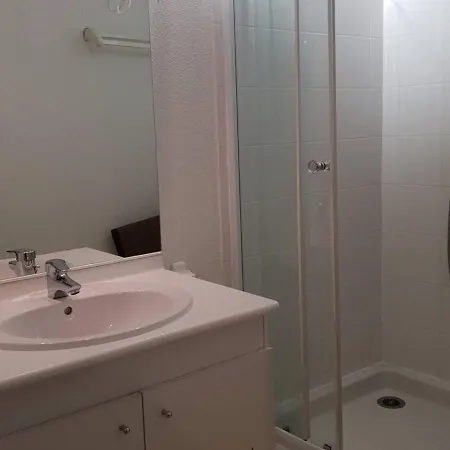 T2bis Cosy Avec Balcon, Parking Privatif Et Casier A En Centre-ville - 4/6 Pers. - Fr-1-234-296 *